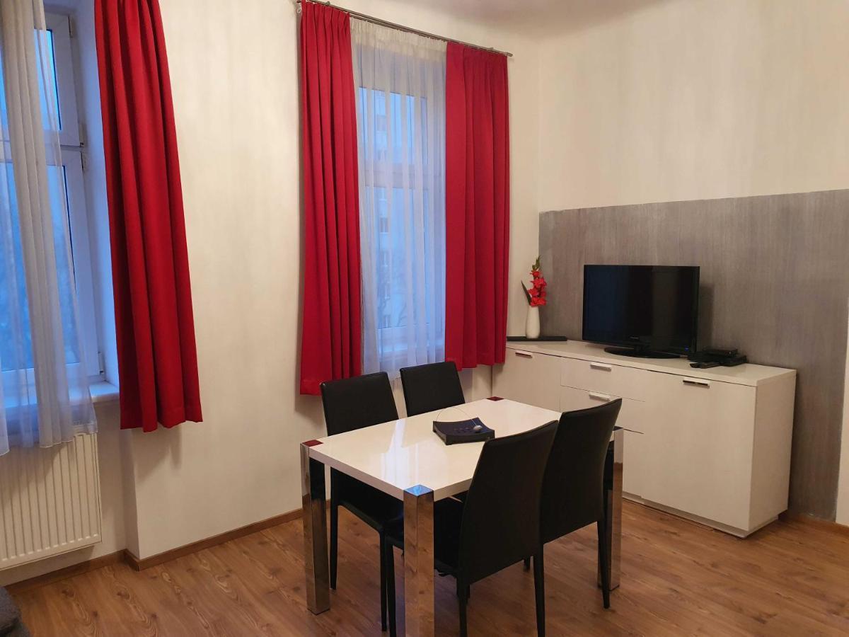 Vibrant Red Apartment I Contactless Check-In Vienna Luaran gambar